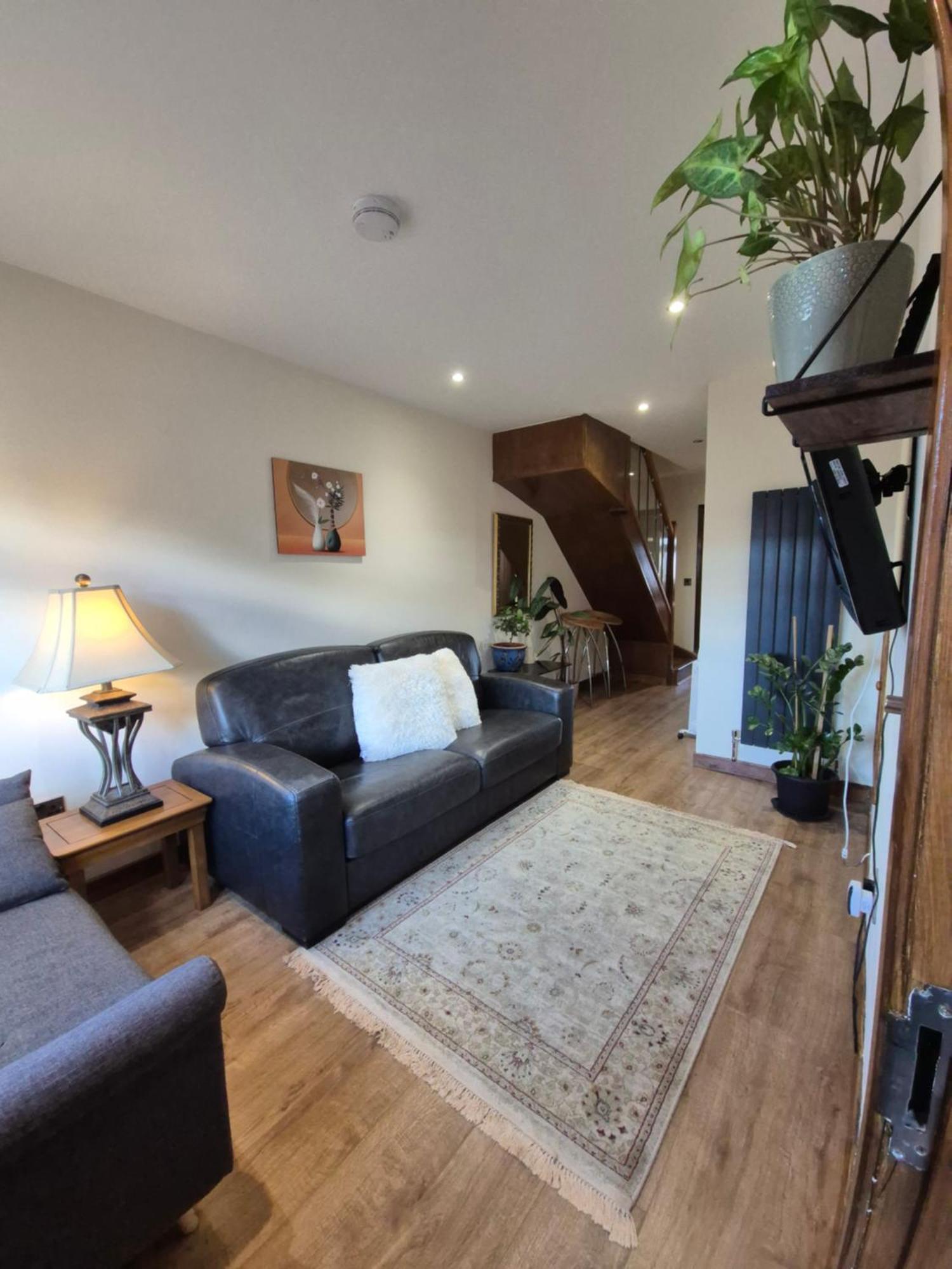 Self-Catering Extended Family Home Edimburgo Esterno foto